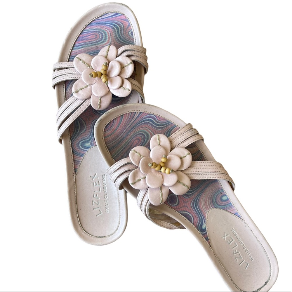 Liz Claiborne Flower Sandals